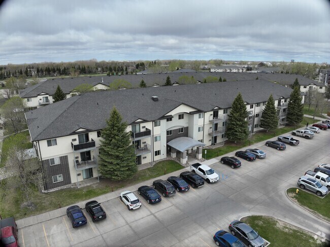 Exterior 3D - Campus Place Apartments