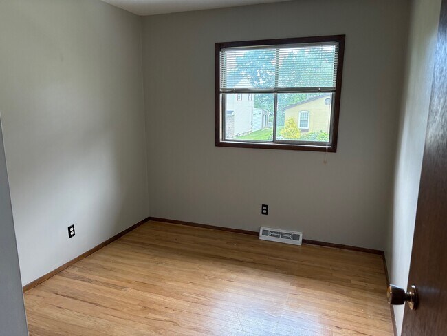 Foto del edificio - 2525 E 44th St