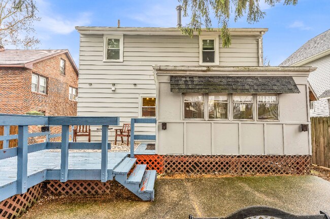 Building Photo - 1823 7th St