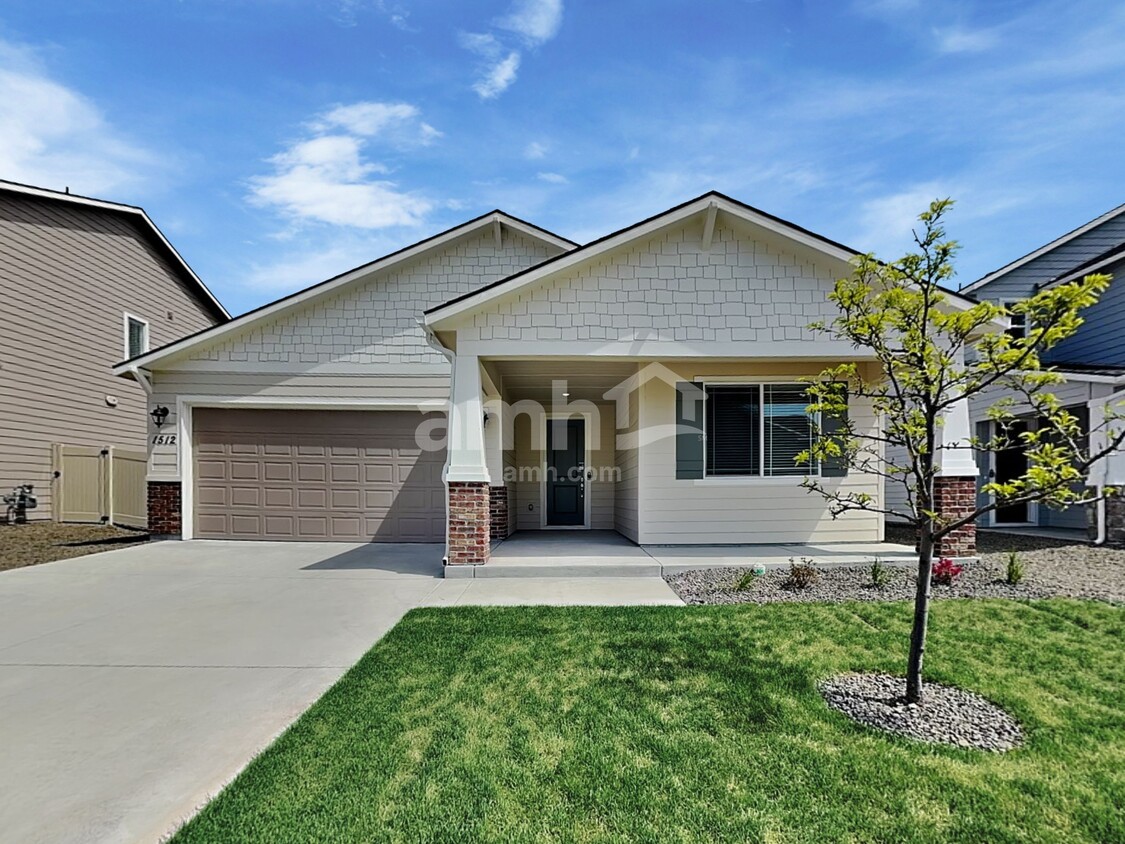 Foto principal - 1512 N Garnet Creek Ave