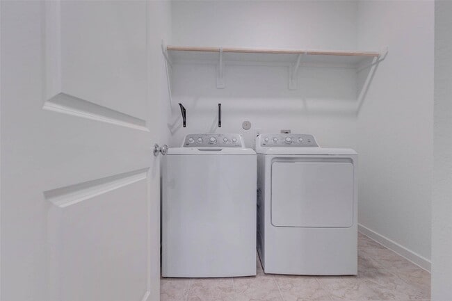 Building Photo - 22135 Ingham Blf Ln