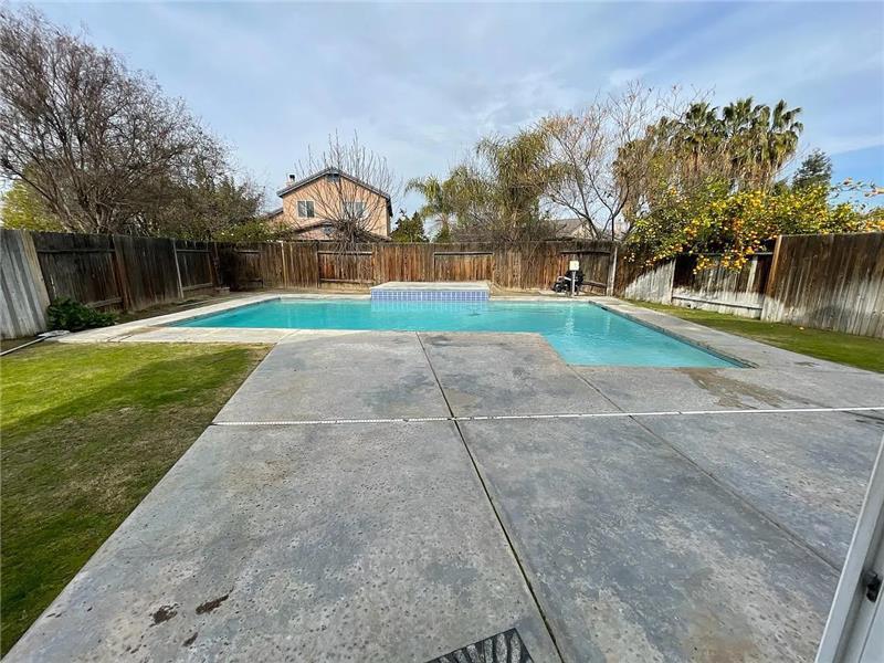 Primary Photo - 9600 Lacroix Ct