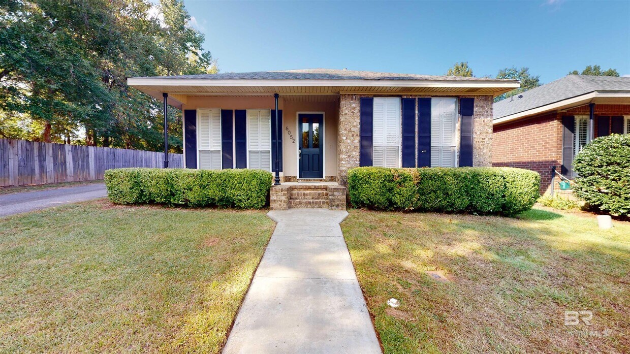 Foto principal - 6052 Magnolia Pl E