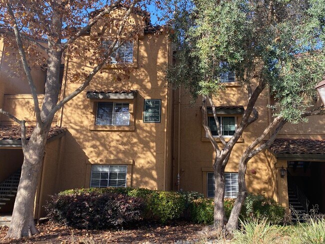 Foto del edificio - 775 Watson Canyon Ct