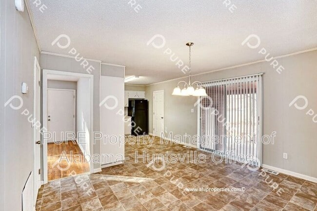 Building Photo - 107 Scotland Dr