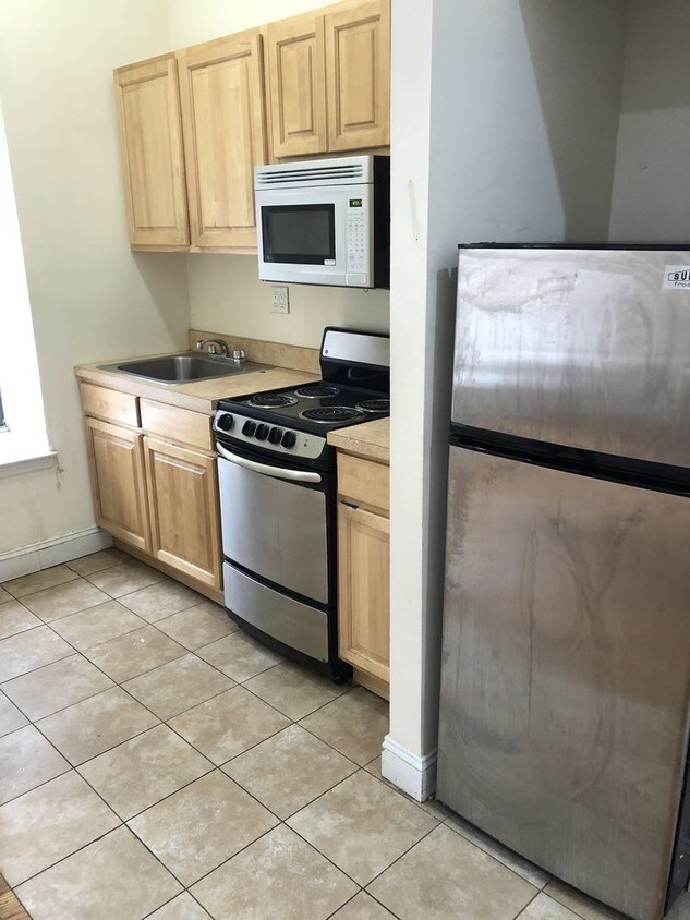 Primary Photo - 175 W 85th St