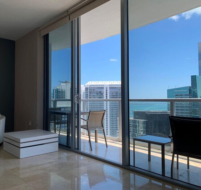 Foto del edificio - 1060 Brickell Ave