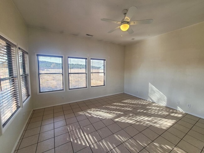 Foto del edificio - 13210 Townsend-Winona Rd