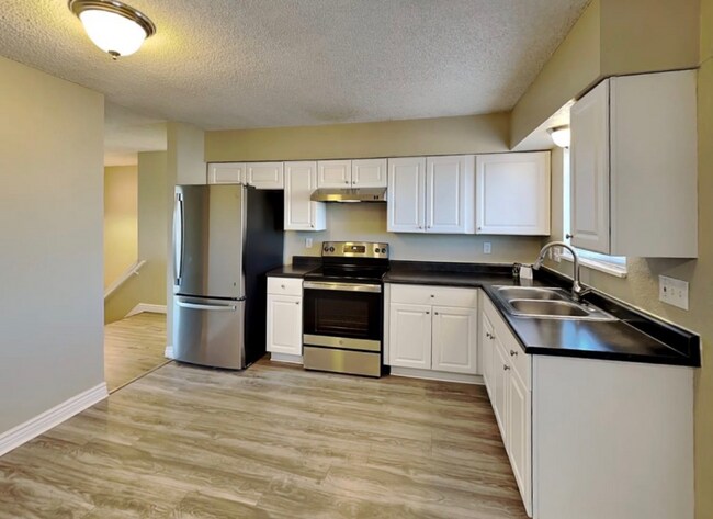 Foto del edificio - 7048 N Lamar St