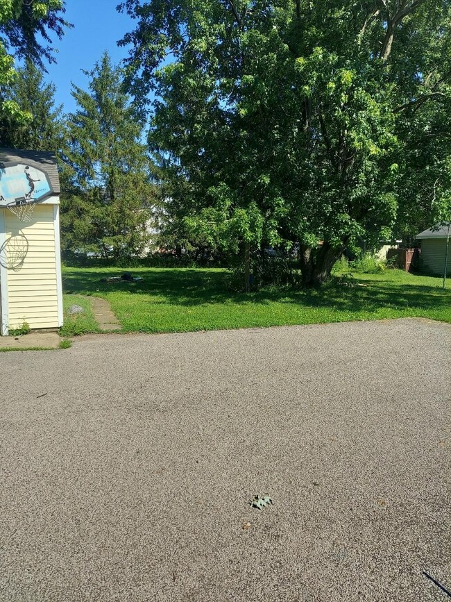 Foto del edificio - 4173 Maple St