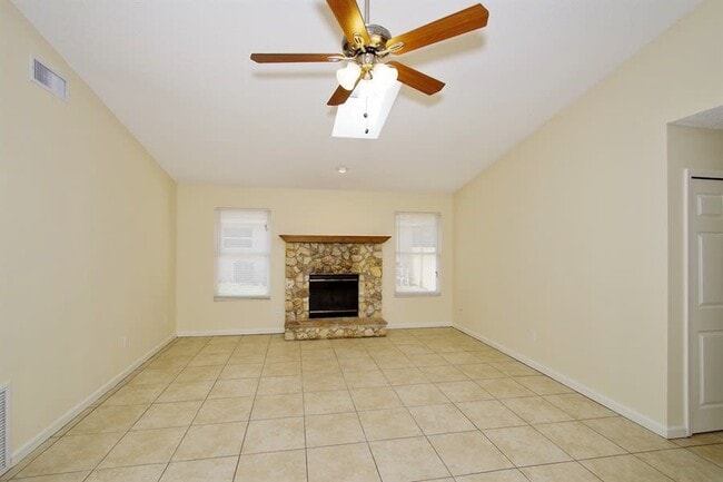 Building Photo - 3641 Jericho Dr