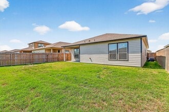 Building Photo - 2214 Cuarzo Dr