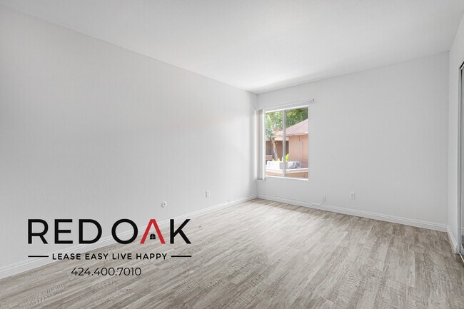 Foto del edificio - 2900 W Lincoln Ave