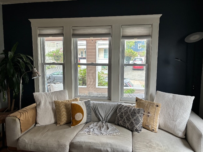 Foto del edificio - 24 Teele Ave