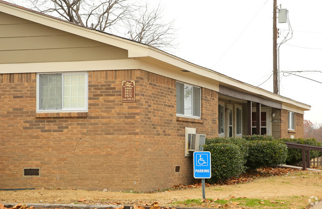 Foto del edificio - Mingo Village