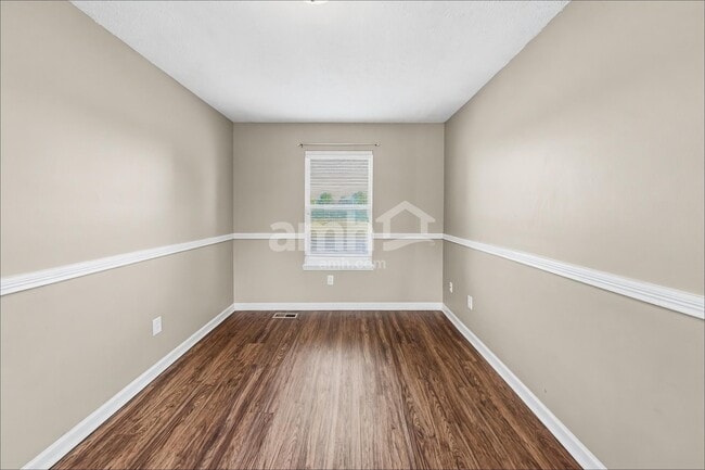 Building Photo - 10942 Alamosa Dr