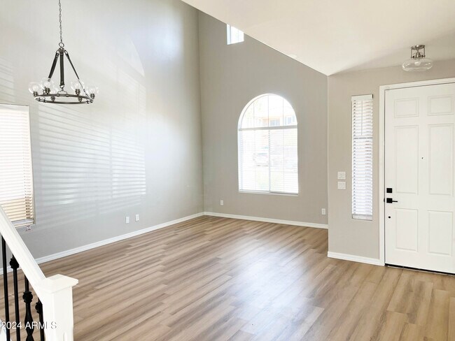 Foto del edificio - 3436 W Florimond Rd