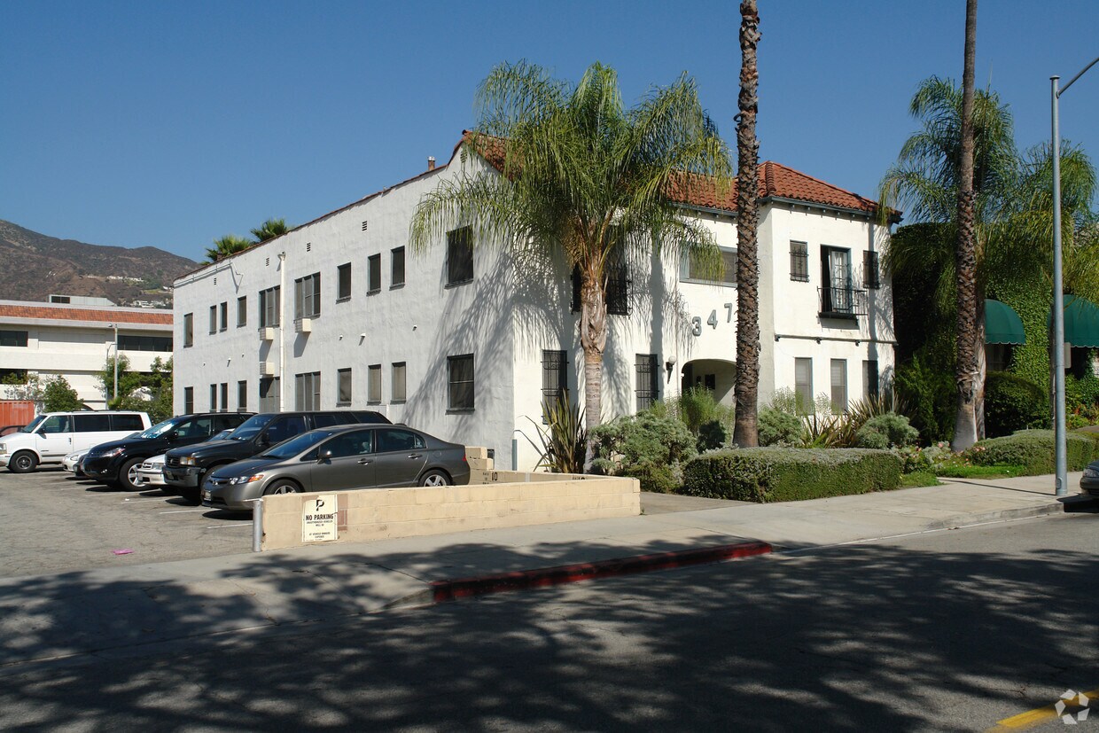 Primary Photo - 347 Arden Ave
