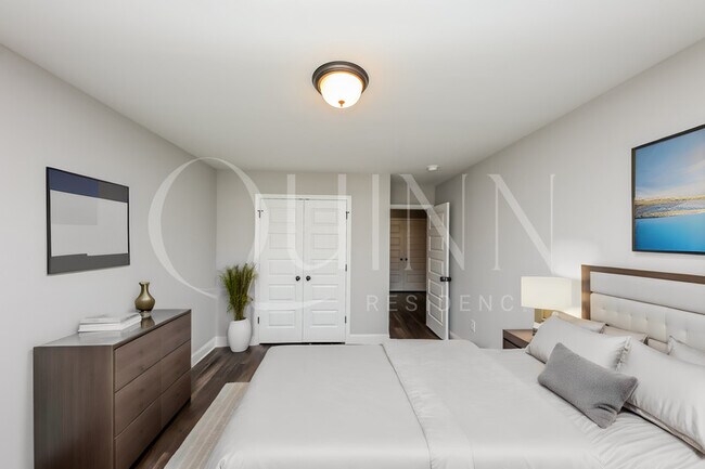 Foto del edificio - 2185 Miramar Cir