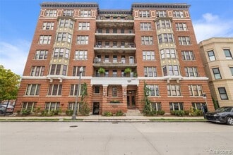 Building Photo - 78 Watson St