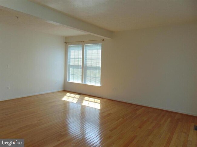 Foto del edificio - 5313 Leavers Ct