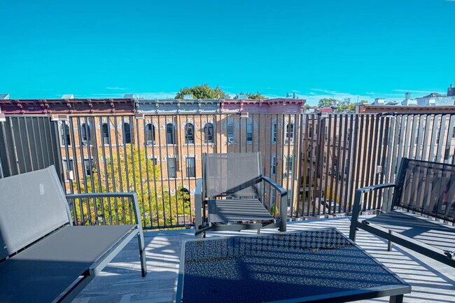 Foto del edificio - 1255 Decatur St