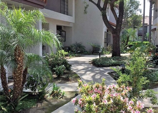 Building Photo - 229 Oahu Way