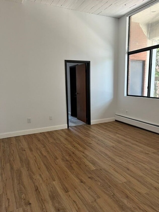 Leasing Agent - Leasing Agent