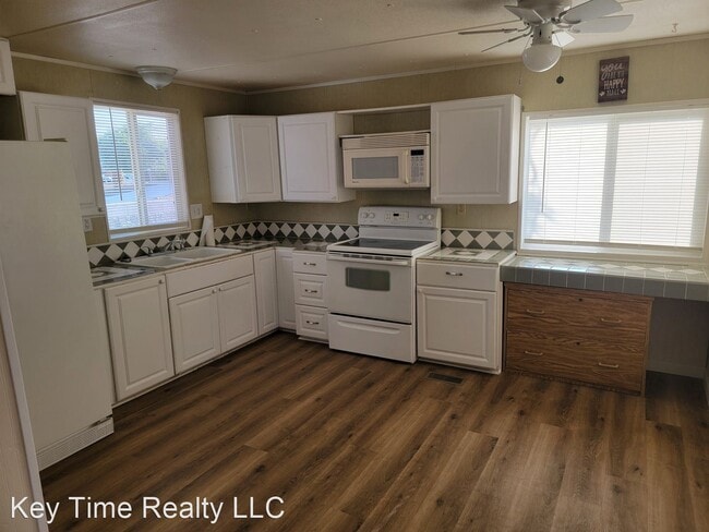 Building Photo - 2 br, 2 bath House - 4567 Calle Ranchita