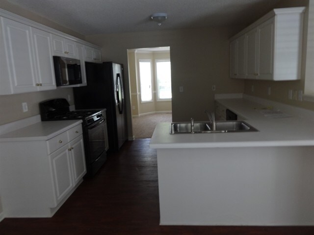 Building Photo - 3951 Saint George Ter SW