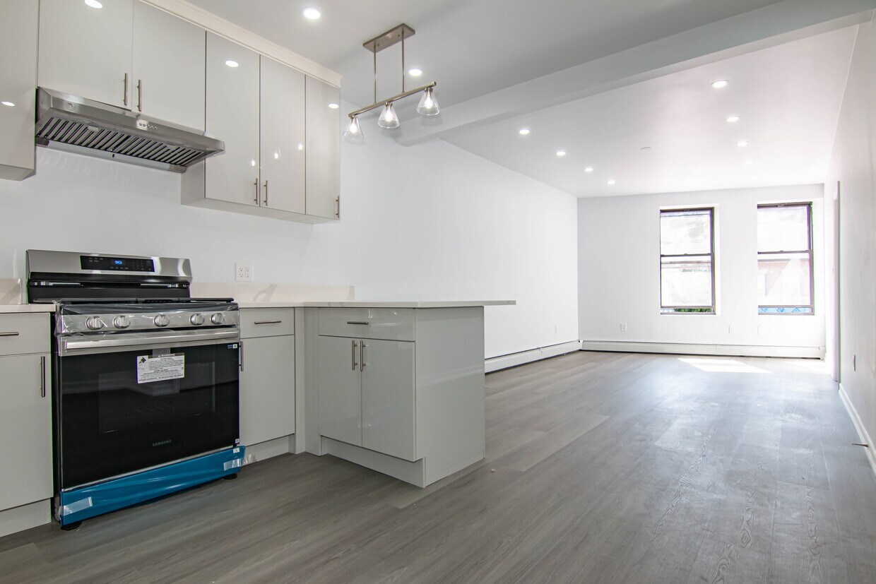 Foto principal - 7604 5th Ave