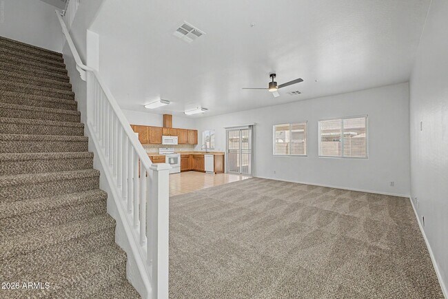 Foto del edificio - 8748 W Wood Dr