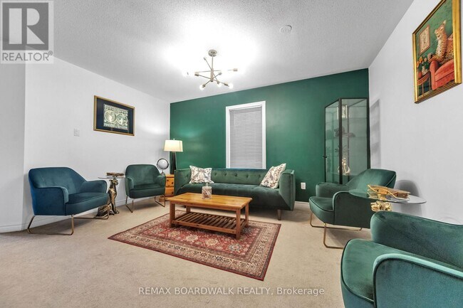 Building Photo - 604 Paul Métivier Dr.