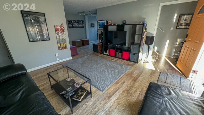 Foto del edificio - 5529 SE 68th Ave
