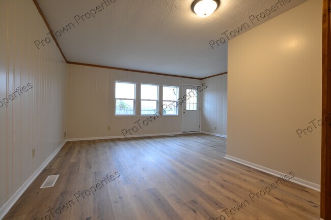 Foto del edificio - 16 S Hammes Ave