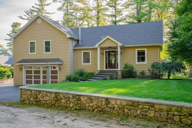 Building Photo - 21 Hemlock Pt Rd