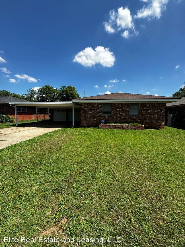 Foto del edificio - 3 br, 1.5 bath House - 1317 SW 68th STREET