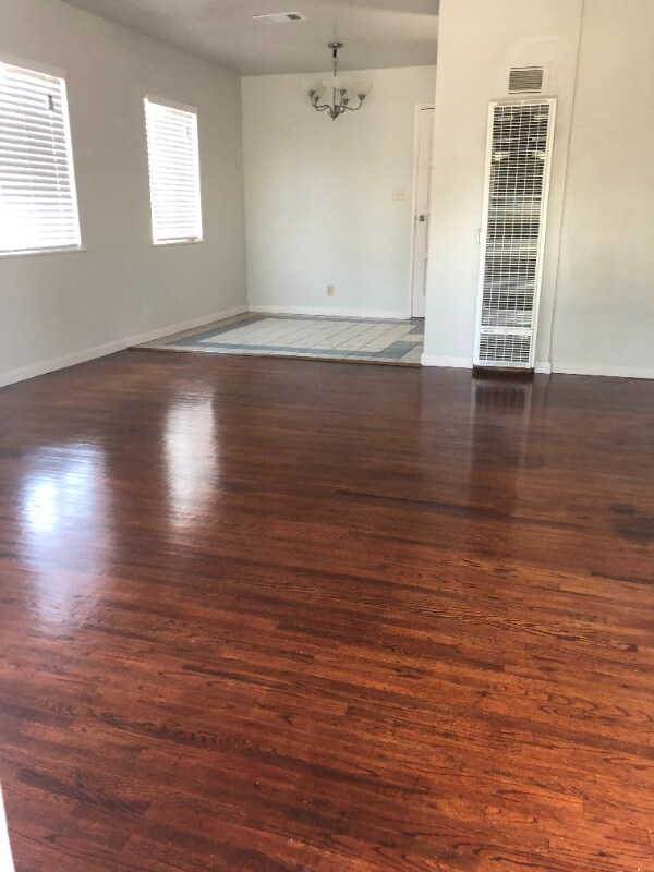 Building Photo - 433 Arkwood St