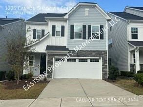 Building Photo - 1225 Canyon Shadows Ct