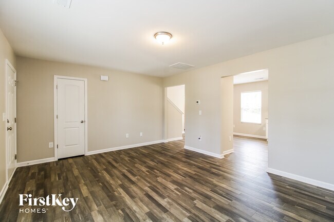 Foto del edificio - 206 Glenoaks Dr