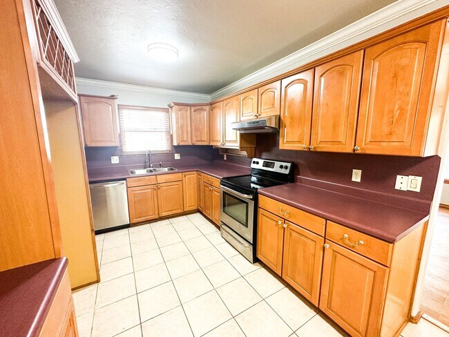Foto del edificio - Great 3 Bed & 2 Bath Home in Yukon!