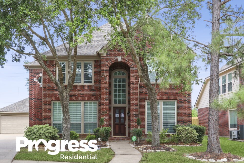 Primary Photo - 2804 Creek Bend Dr