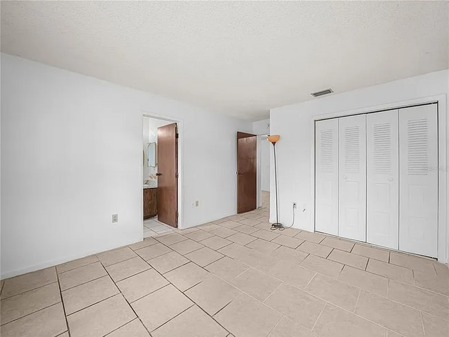 Foto del edificio - 1213 Hartsell Ave