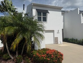 Building Photo - 2945 W Knights Ave