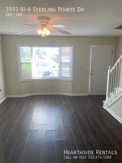 Building Photo - 2 Bed / 1.5 Bath Townhouse in Sterling Pointe