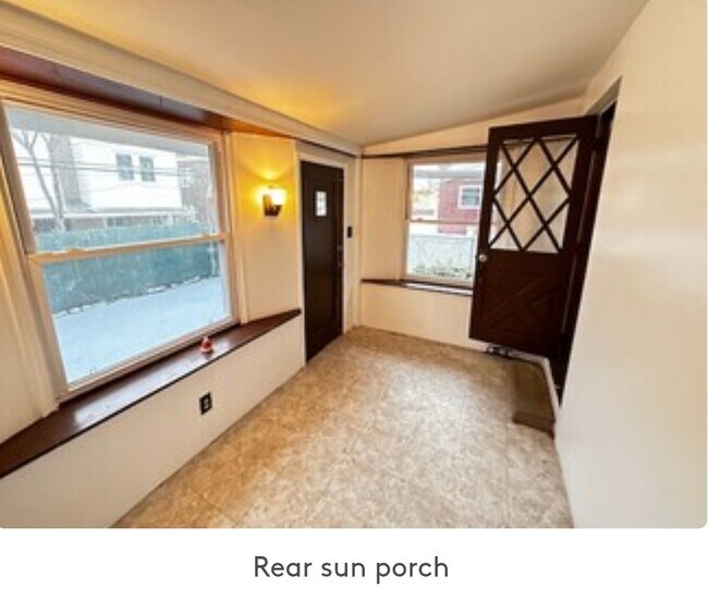 Rear sun porch - 7032 Cottage St