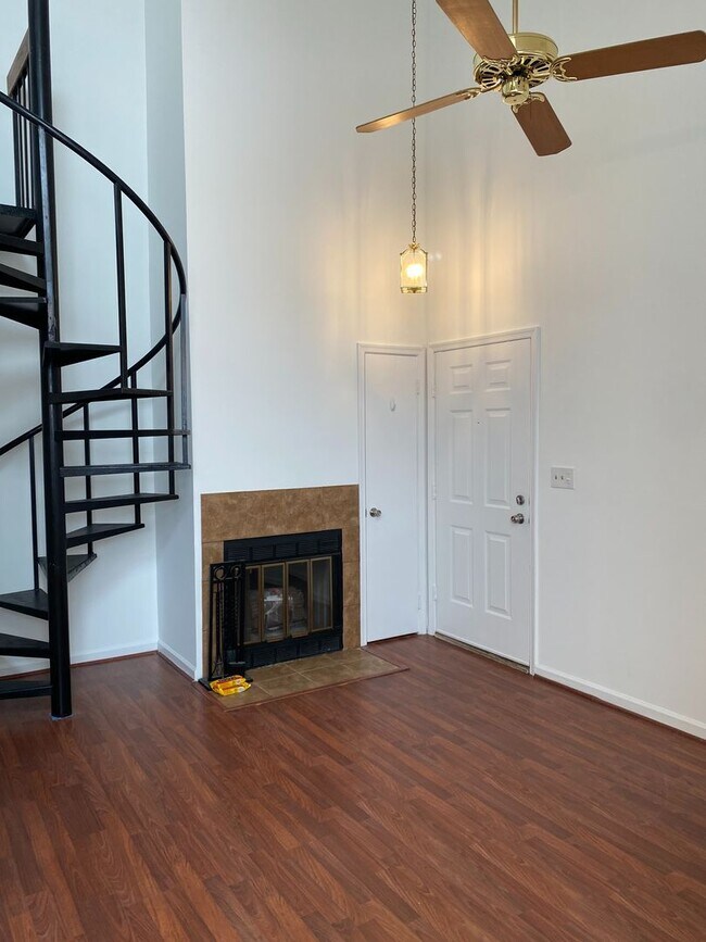Foto del edificio - Lovely 1 Bedroom Apartment Laurel!