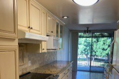 Foto del edificio - 2100 E 2nd St