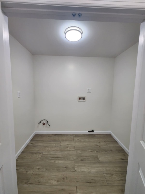 Building Photo - 9-08 150th St