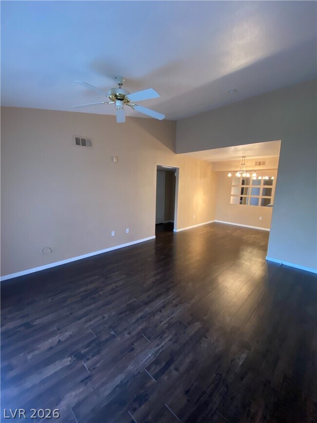 Foto del edificio - 7255 W Sunset Rd